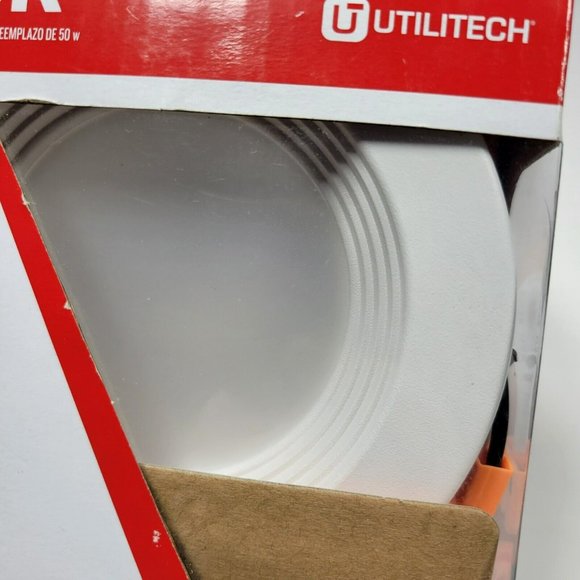 Utilitech LED Recessed Retrofit Down Light 2700K Soft White 4 inch - Picture 3 of 7